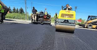 Best Recycled Asphalt Driveway Installation  in Mayville, ND